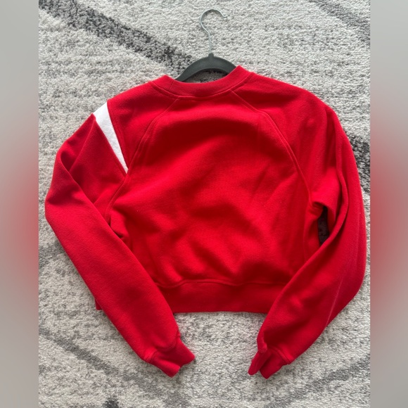 Nike crop sweatshirt red - size XS - used once - Picture 2 of 3